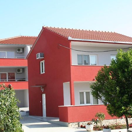 Apartments Stina Seget Vranjica Bagian luar foto
